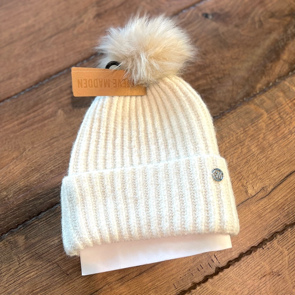 BRAND NEW Steve Madden Winter Beanie